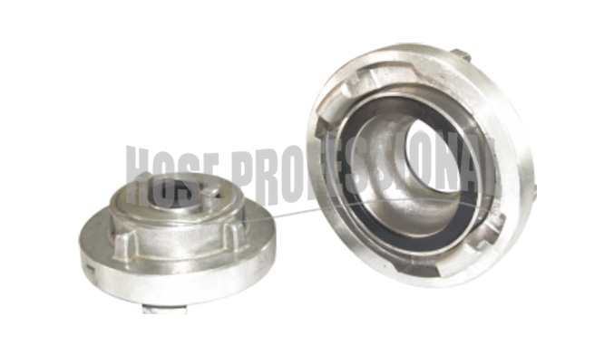 STORZ COUPLING WITH REDUCER